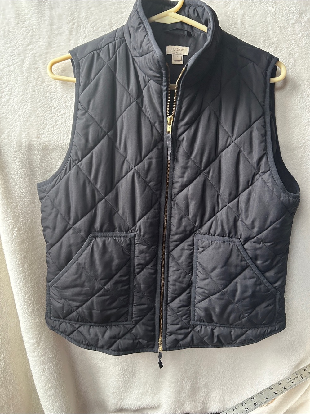 J. Crew Mercantile Diamond-Quilted excursion Vest in Black